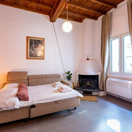 Appartement Stylish & Modern Near San Lorenzo Market *
